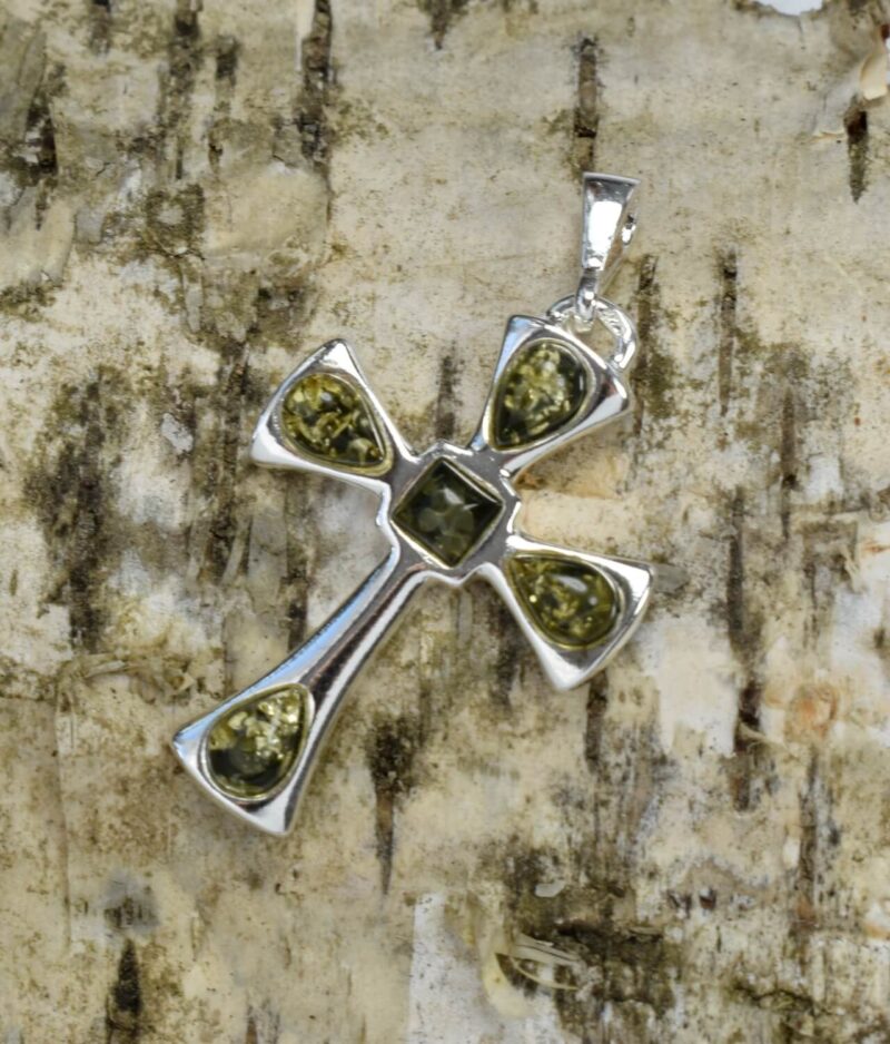 wisiorek srebrny próba 925 krzyżyk z bursztynem zielony